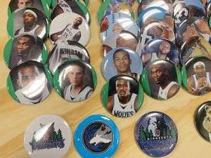 lot 84 image: Timberwolves Button Collection
