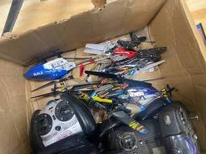 lot 88 image: Box of Remote Control Helicopters