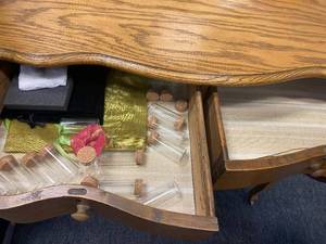 lot 93 image: Vintage Dresser with Mirror