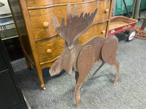 lot 96 image: Moose Yard Decor
