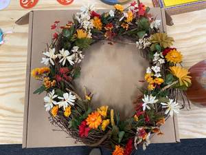 lot 104 image: Thanksgiving Themed Wreath and Ceramic Pumpkin