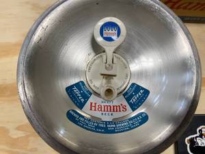 lot 110 image: Hamms Beer Mini Keg