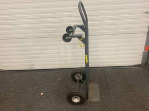 lot 69 image: Milwaukee Two-WheelFour-Wheel Convertible Hand Truck