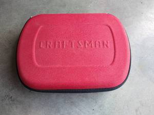 lot 10 image: Craftsman 4-In-1 Laser Level With Laser Trac