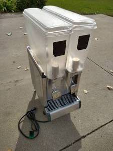 lot 31 image: Crathco Brand Subway Slushy Machine