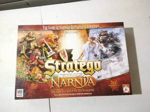 lot 84 image: Narnia Stratego Board Game