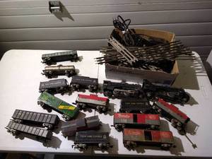 lot 91 image: Box Of Antique Trains