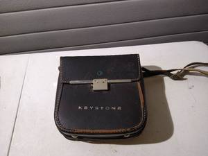 lot 112 image: Antique Keystone K-8 8mm Movie Camera With Case