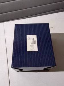 lot 204 image: NIB Disney Couture de Force Belle Figurine