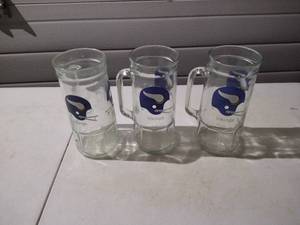 lot 212 image: (3) Vintage Minnesota Vikings Glass Mugs