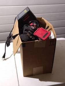 lot 226 image: Box of Miscellaneous & Mismatched Tools & Batteries