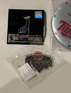 lot 318 image: Minnesota Twins Six Various Pins - 1991 World Series, 2002 AL Champs and More