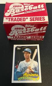 lot 39A image: 1989 Topps Traded Baseball Complete Set - Ken Griffey Jr Rookie Card #41T