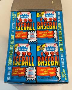 lot 336 image: 1990 Fleer Baseball Wax Box - 36 Sealed Packs Baseball Cards