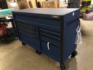 Husky Heavy Duty 10-Drawers Tool box   Customer Returns See Pictures