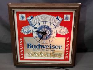 lot 21 image: Budweiser Sign and Clock