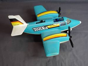 lot 199 image: Tonka Hand Commander Airplane
