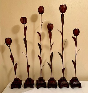 lot 100 image: Six Sensational Decorative Metal Tulip Stems with Bases