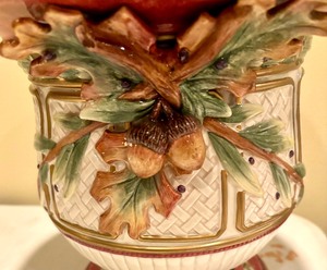 lot 180A image: Fitz and Floyd Equestrian Chestnut Garland Cache Planter