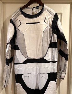 lot 271 image: Star Wars Costume