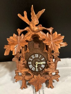 lot 277 image: Coo Coo Clock