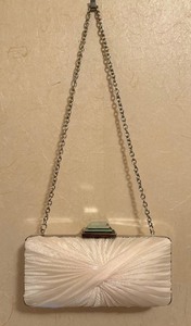 lot 304 image: Elegant Sondra Roberts Handbag