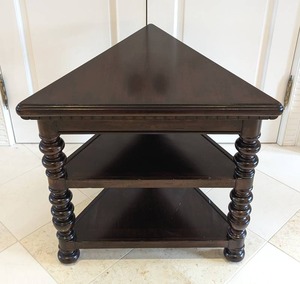 lot 21 image: Tommy Bahama Kilimanjaro Triangle Table