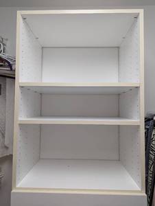 lot 292 image: White Five Drawer Closet Cabinet Organizer