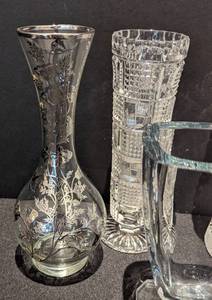 lot 298 image: Assorted Crystal and Glass Vases