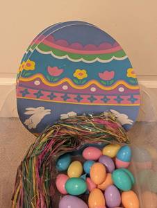 lot 306A image: Assorted Easter Decor