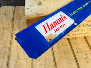 lot 5 image: Vintage Hamms Advertiser Glass Marquee