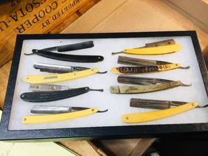 lot 106 image: Collection 8 Antique Straight Razors