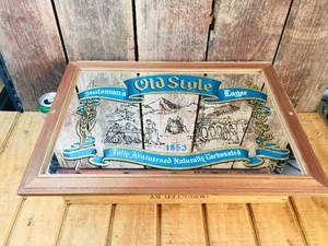 lot 123 image: Old Style Mirrored Beer Sign