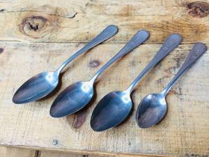 lot 163 image: 4 U.S. Navy Spoons