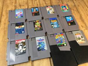 lot 195 image: 12 Vintage Nintendo NES Game Cartridges