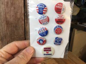 lot 211 image: Vintage Archie Bunker Pinback Buttons