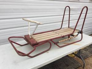 lot 226 image: Fabulous Kids Sledding Bobsled