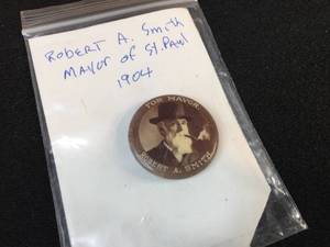 lot 260 image: 1904 Robert A. Smith For Mayor Political Button