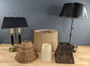lot 70 image: Assortment of (2) Lamps and Lamp Shades D