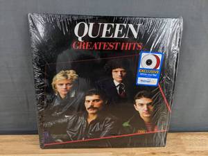 lot 35 image: Queen Greatest Hits LP Vinyl Original Recordings Compilation X