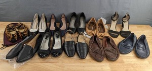 lot 84 image: Eleven Pair of Womens Shoes Sizes 8-9   D