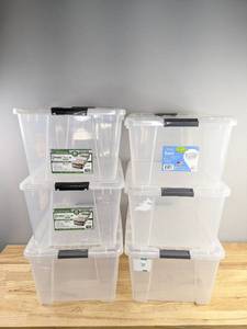 lot 87 image: Six Clear Storage Totes with Lids  D