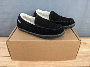 lot 132A image: NEW Womens Minnetonka Moccasin Tempe Size 8 N