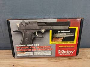 lot 7 image: Daisy Power Line 400 20-Shot CO2 Powered Semiauto BB Repeater with Original Packaging K