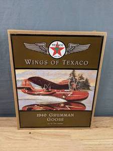 lot 14 image: New Die Cast Metal 1940 Grumman Goose Airplane Coin Bank  K