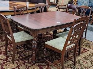 lot 767 image: Vintage Paramount Wood Dining Table Set - Table, (5) Side Chairs, (1) Arm Chair