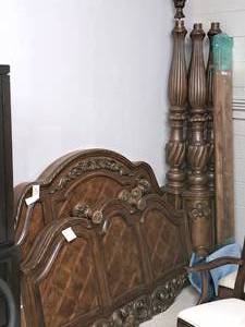 lot 785 image: Ashley King Size Four Post Canopy Bed