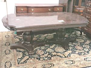 lot 774 image: Art Furniture Wood Dual Pedestal Dining Table with (2) Leafs