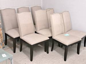 lot 781 image: Lot of (8) Padded Wood Dining Chairs