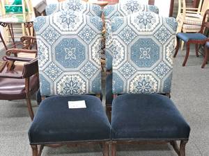 lot 783 image: Lot of (4) 49 Padded Wood Dining Chairs